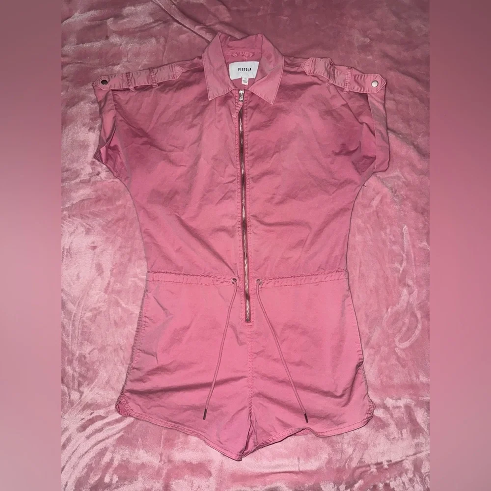 Pistola Meg Zip Front Romper Flamingo Pink NWOT Size‎ XS - Picture 3 of 4